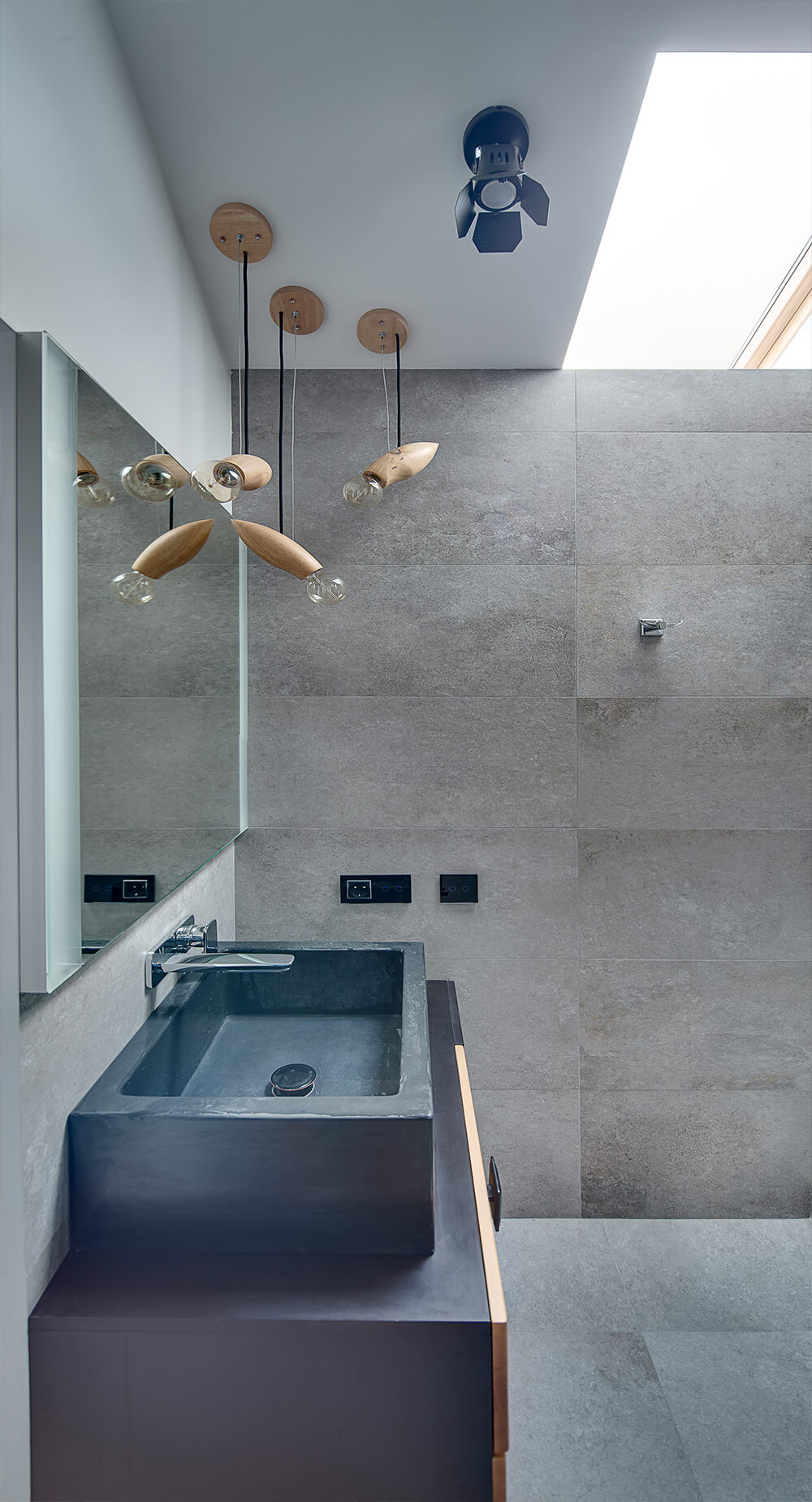 Modern residence